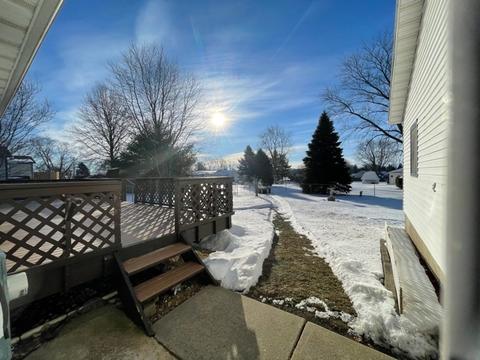 2009 Kenneth Dr, Freeport, IL 61032 photo 6