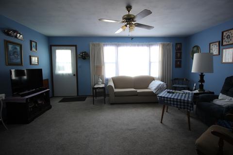 2009 Kenneth Dr, Freeport, IL 61032 photo 18