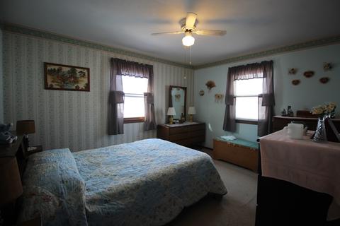 2009 Kenneth Dr, Freeport, IL 61032 photo 15