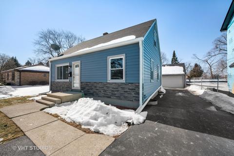 1207 N Eagle St, Naperville, IL 60563 photo 2