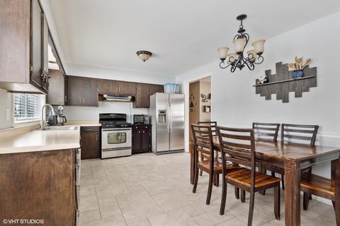 1 Woodview Ln, Algonquin, IL 60102 photo 8