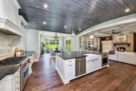 1402 E Forest Ave, Wheaton, IL 60187 photo 12