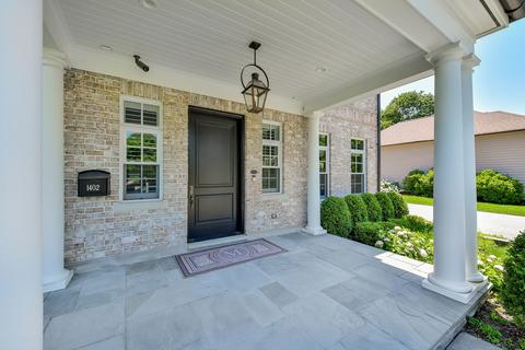 1402 E Forest Ave, Wheaton, IL 60187 photo 4