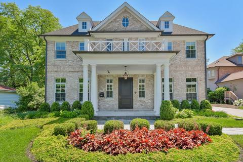 1402 E Forest Ave, Wheaton, IL 60187 photo 2