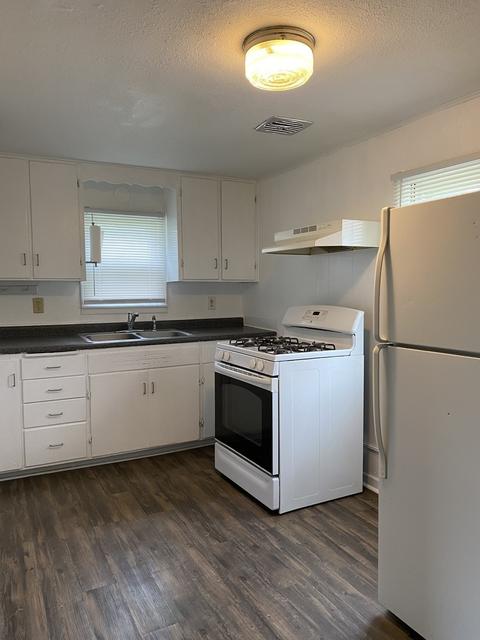 737 S Gordon Ave, Kankakee, IL 60901 photo 2