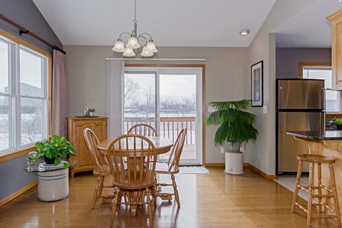 1208 Beacon Hill Ct, Normal, IL 61761 photo 8