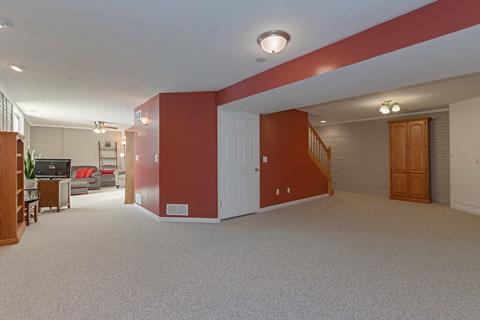 1208 Beacon Hill Ct, Normal, IL 61761 photo 30