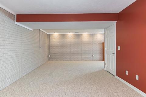 1208 Beacon Hill Ct, Normal, IL 61761 photo 29