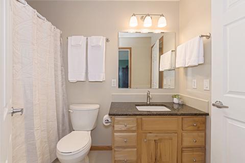 1208 Beacon Hill Ct, Normal, IL 61761 photo 16
