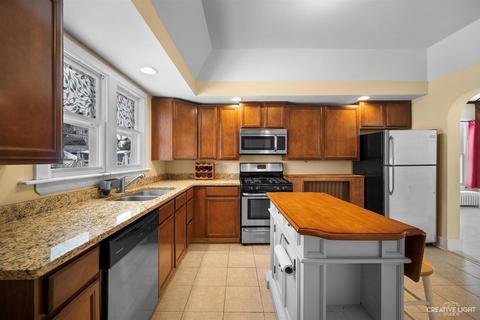 121 College St, Elgin, IL 60120 photo 8