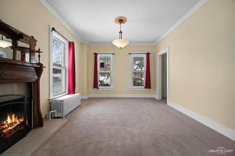 121 College St, Elgin, IL 60120 photo 4