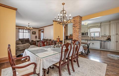 1049 Prospect Blvd, Elgin, IL 60120 photo 10