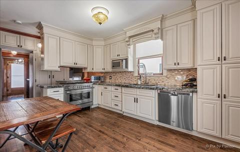 1049 Prospect Blvd, Elgin, IL 60120 photo 11