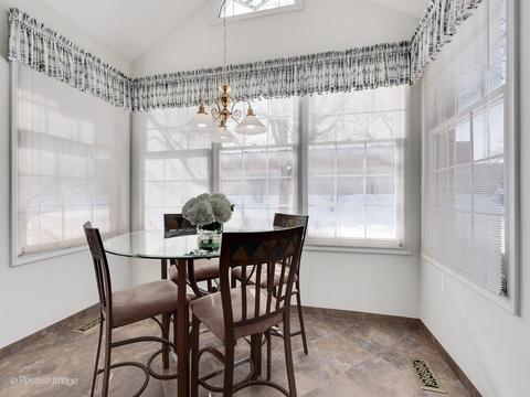19 S Old Mill Ln, Burr Ridge, IL 60527 photo 13