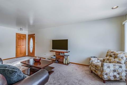 18507 Bock Rd, Lansing, IL 60438 photo 7