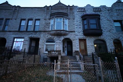 4418 S Berkeley Ave, Chicago, IL 60653 photo 1