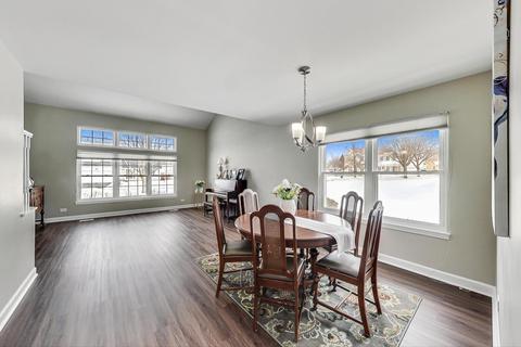 1437 Polo Dr, Bartlett, IL 60103 photo 10