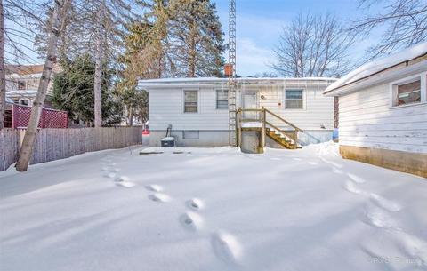 413 Lawrence Ave, Elgin, IL 60123 photo 3