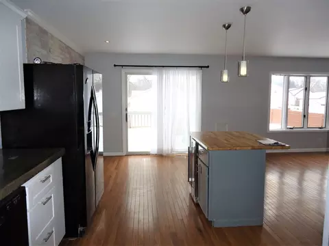 112 Dalzell St, Spring Valley, IL 61362 photo 8