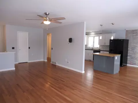 112 Dalzell St, Spring Valley, IL 61362 photo 4