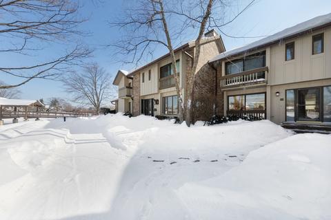 6 Kyle Ct, Willowbrook, IL 60527 photo 1