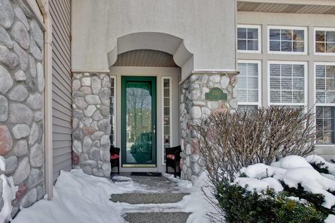 2193 Avalon Dr, Buffalo Grove, IL 60089 photo 3