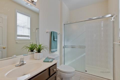 2193 Avalon Dr, Buffalo Grove, IL 60089 photo 21