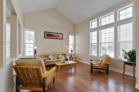 2193 Avalon Dr, Buffalo Grove, IL 60089 photo 6