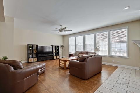 2193 Avalon Dr, Buffalo Grove, IL 60089 photo 11