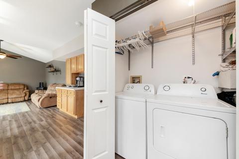 790 Stanford Ln, Carol Stream, IL 60188 photo 14