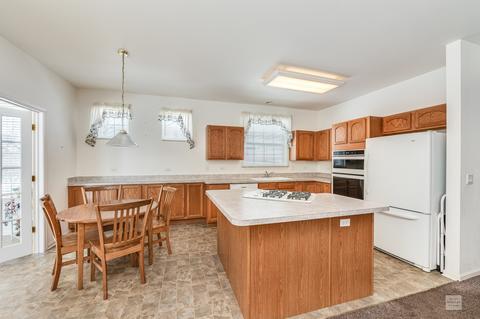1959 Holloway Ct, Aurora, IL 60502 photo 5