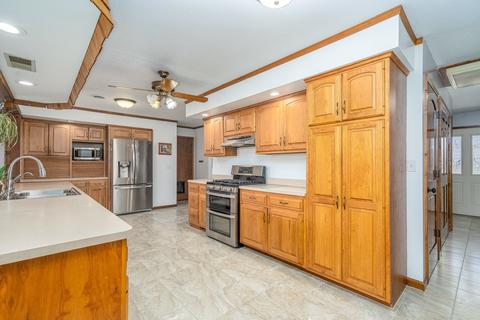 204 Illini Dr, Minooka, IL 60447 photo 7