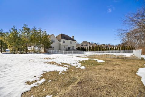 5916 Whiting Dr, Mchenry, IL 60050 photo 19