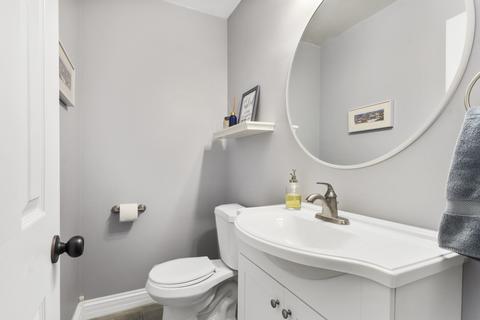 523 S Summit St, Wheaton, IL 60187 photo 13
