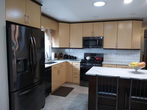 953 Willson Dr, Des Plaines, IL 60016 photo 17