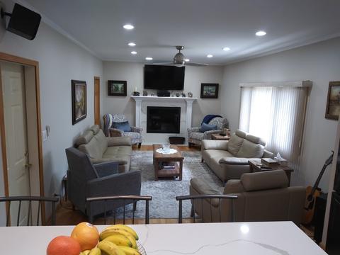 953 Willson Dr, Des Plaines, IL 60016 photo 12