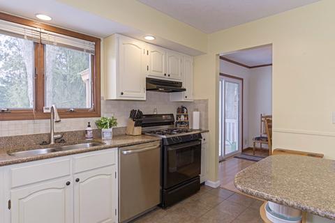 303 Raleigh Ct, Normal, IL 61761 photo 12
