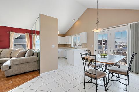 1440 Boston Ct, Bartlett, IL 60103 photo 7