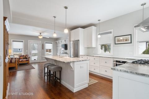 518 E 12th St, Lockport, IL 60441 photo 12