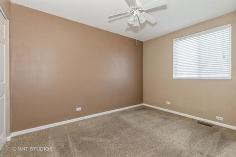 1088 Symphony Dr, Aurora, IL 60504 photo 10
