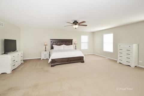 502 Spring Dr, Marengo, IL 60152 photo 8