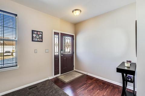 3075 Wickenden Ave, Elgin, IL 60124 photo 5