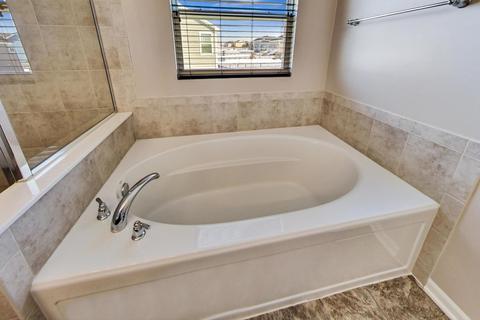 3075 Wickenden Ave, Elgin, IL 60124 photo 30