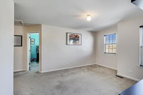 3075 Wickenden Ave, Elgin, IL 60124 photo 23
