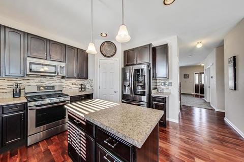 3075 Wickenden Ave, Elgin, IL 60124 photo 12