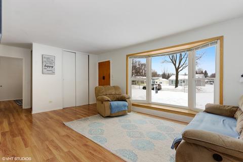 2311 Eastman St, Rolling Meadows, IL 60008 photo 3
