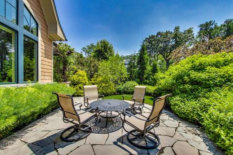 1111 Normandy Ln, Glenview, IL 60025 photo 18