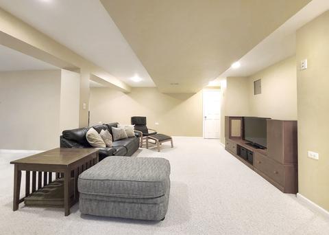 170 Danada Dr, Wheaton, IL 60189 photo 25