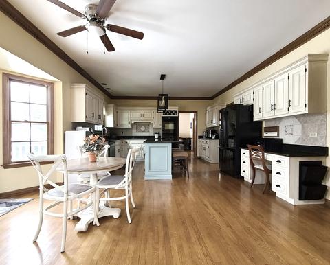 170 Danada Dr, Wheaton, IL 60189 photo 6