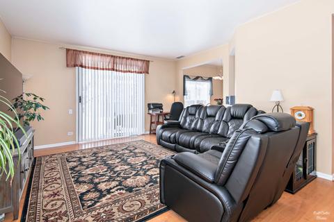 1603 Spaulding Rd, Bartlett, IL 60103 photo 4